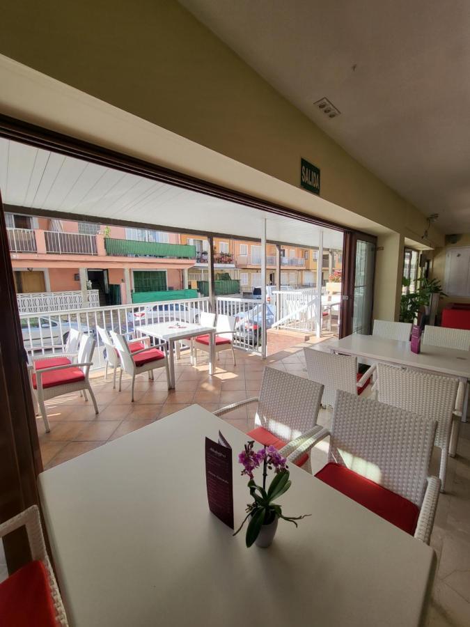 Das Hostal El Arenal  Exterior photo